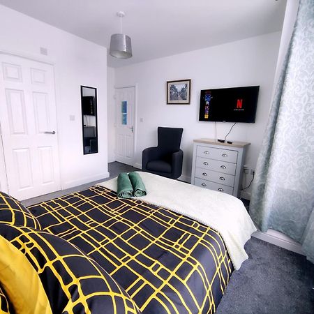 House Share With Few Ensuite Rooms Near Southmead Bristol Exteriör bild