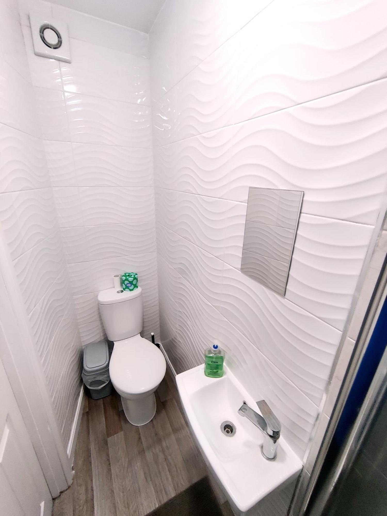 House Share With Few Ensuite Rooms Near Southmead Bristol Exteriör bild