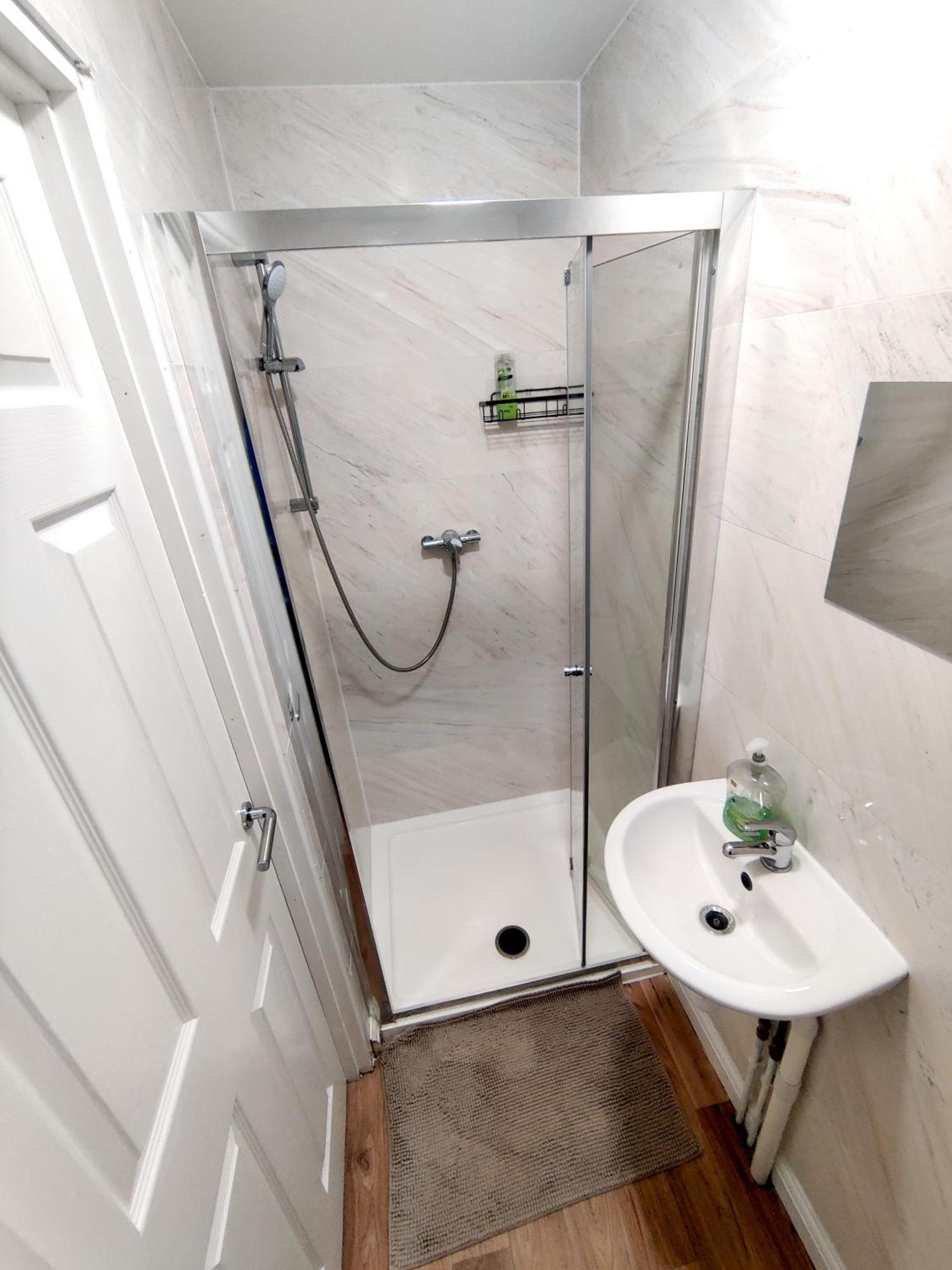 House Share With Few Ensuite Rooms Near Southmead Bristol Exteriör bild
