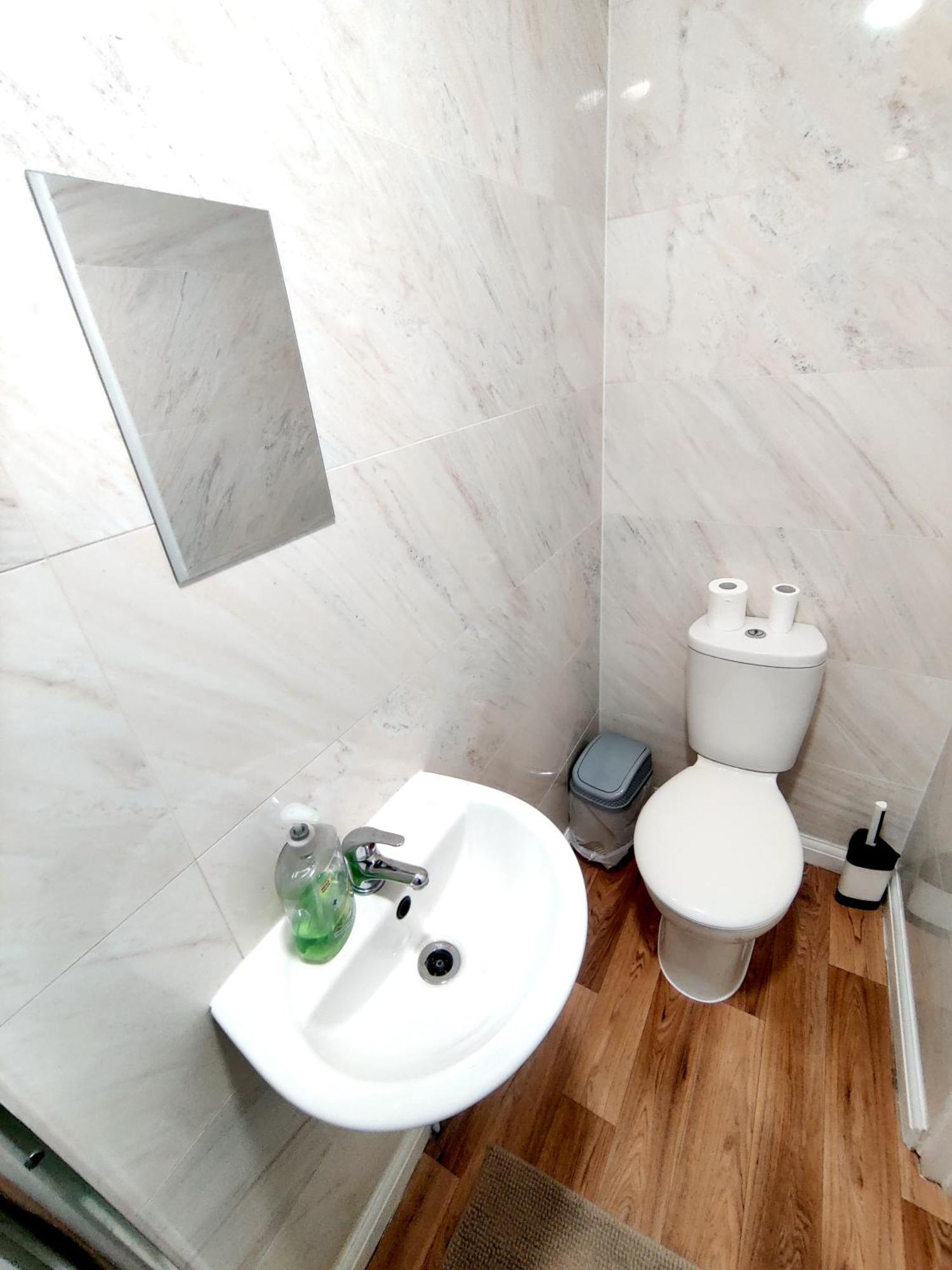 House Share With Few Ensuite Rooms Near Southmead Bristol Exteriör bild