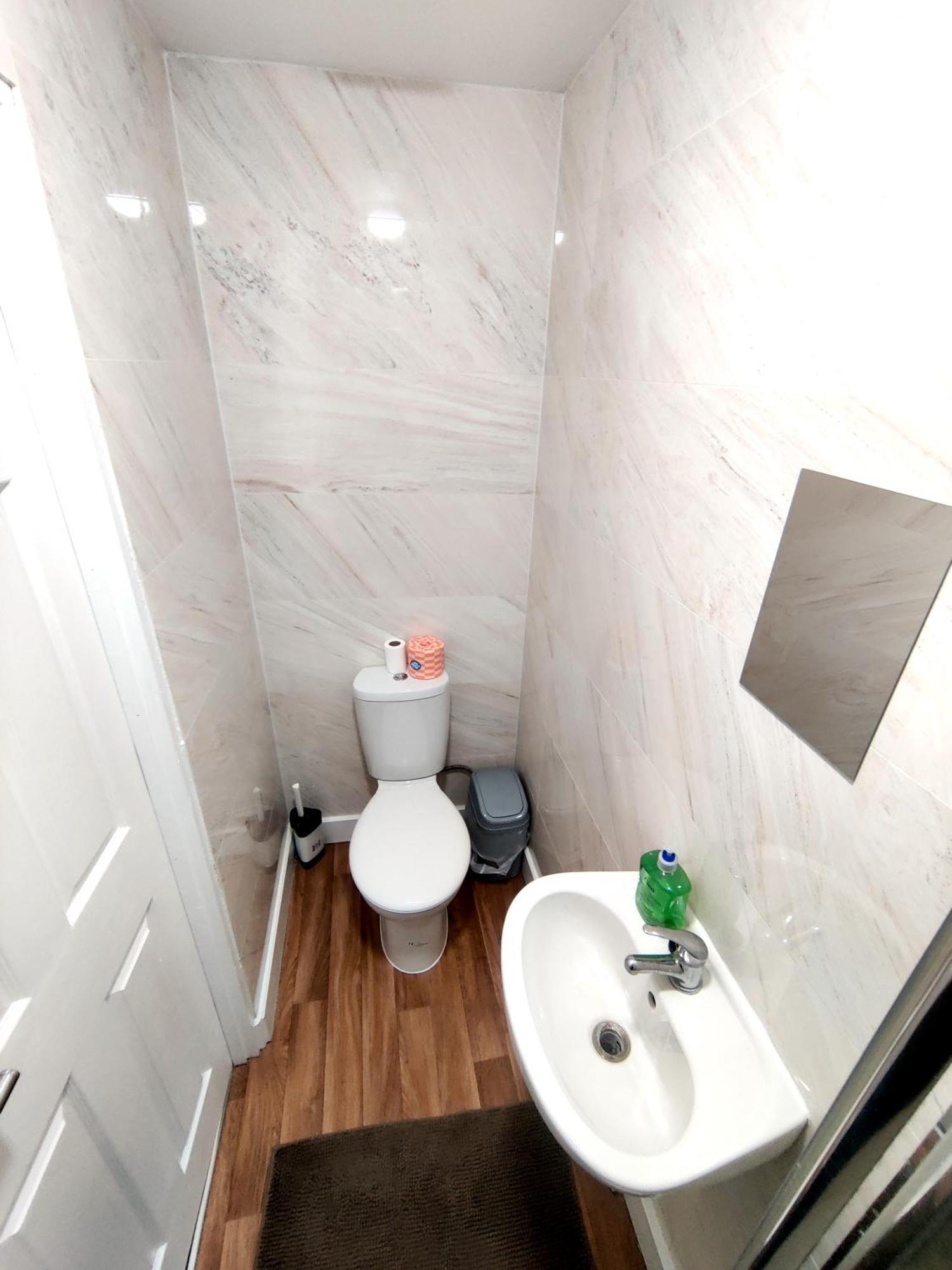 House Share With Few Ensuite Rooms Near Southmead Bristol Exteriör bild